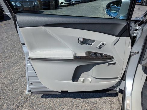 Used 2014 Toyota Venza XLE w/ XLE Premium Package AWD/4WD image 11