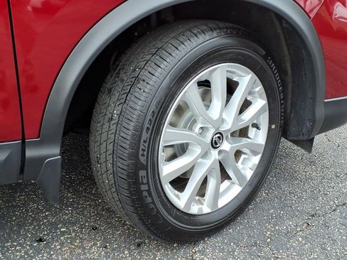 Used 2021 Nissan Rogue Sport SV AWD/4WD image 8