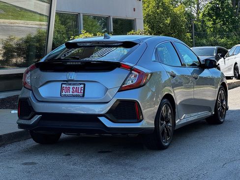 Used 2019 Honda Civic EX image 4