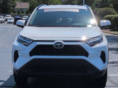 Certified 2025 Toyota RAV4 XLE AWD/4WD image 4