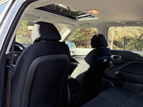 New 2026 Hyundai Venue SEL image 26