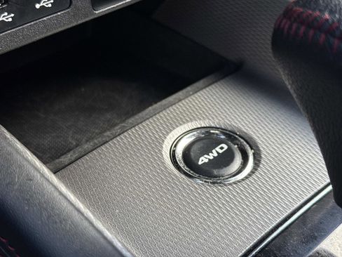 Used 2024 Mitsubishi Outlander Sport AWD image 13