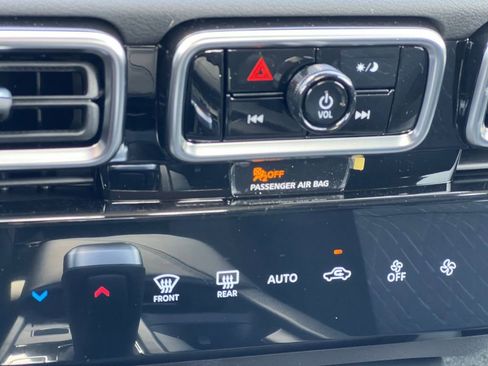 New 2026 Nissan Sentra SV image 4