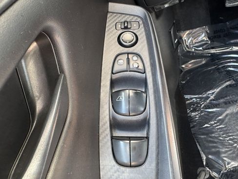 Used 2024 Nissan Sentra S image 22