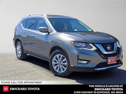 Used 2018 Nissan Rogue SV AWD/4WD image 1