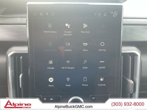 Used 2024 GMC Acadia Elevation image 17