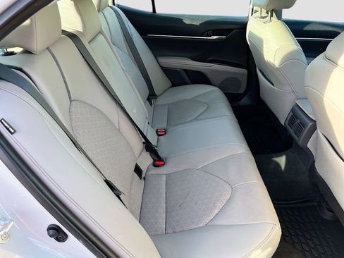 Used 2023 Toyota Camry XSE FWD image 26