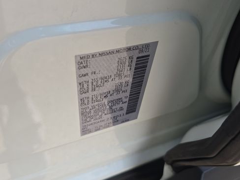 Used 2022 Nissan Pathfinder SL FWD image 34