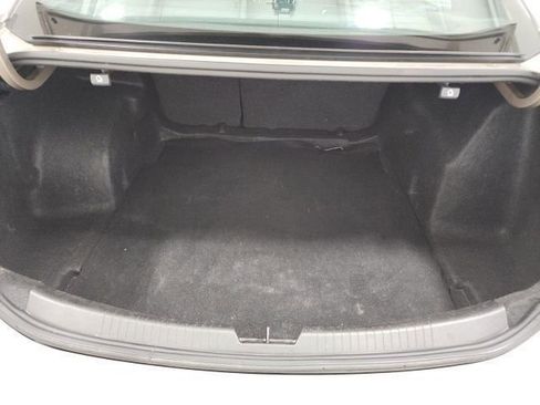 Used 2023 Chevrolet Malibu LT image 37