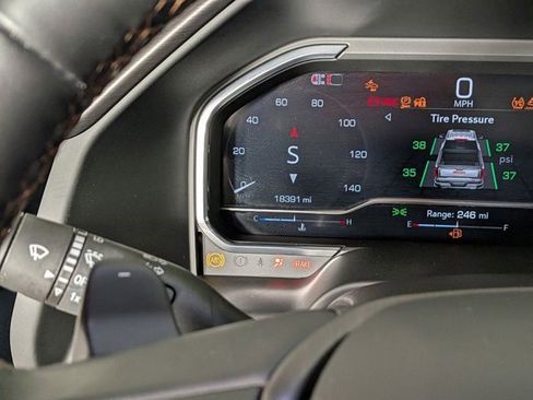 Certified 2024 GMC Sierra 1500 AT4 w/ Technology Package image 28