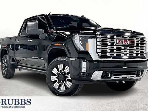 Used 2025 GMC Sierra 3500 Denali w/ Denali Reserve Package image 1