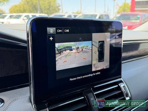 Used 2019 Lincoln Navigator Select RWD image 23