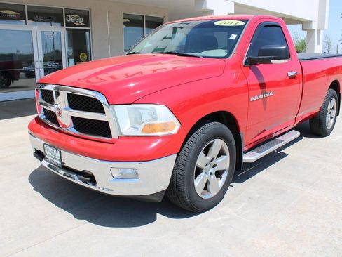 Used 2011 RAM 1500 Classic SLT w/ Popular Equipment Group RWD image 2