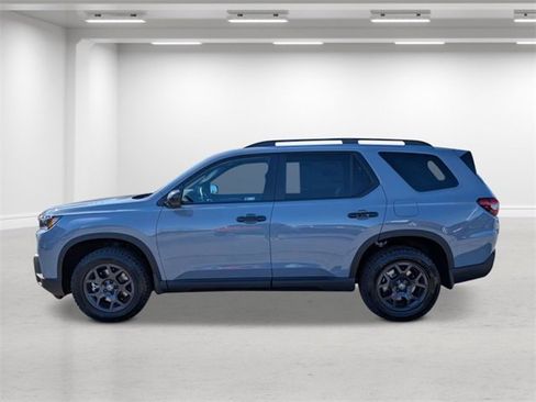 New 2026 Honda Pilot TrailSport image 6