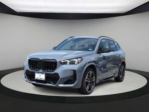 Used 2023 BMW X1 xDrive28i w/ Premium Package AWD/4WD image 4
