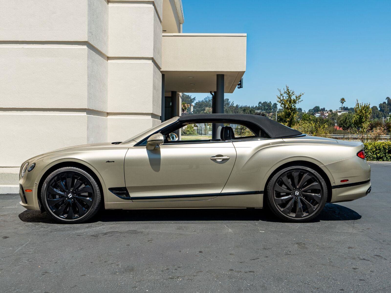 Used 2024 Bentley Continental GT V8 AWD/4WD image 33