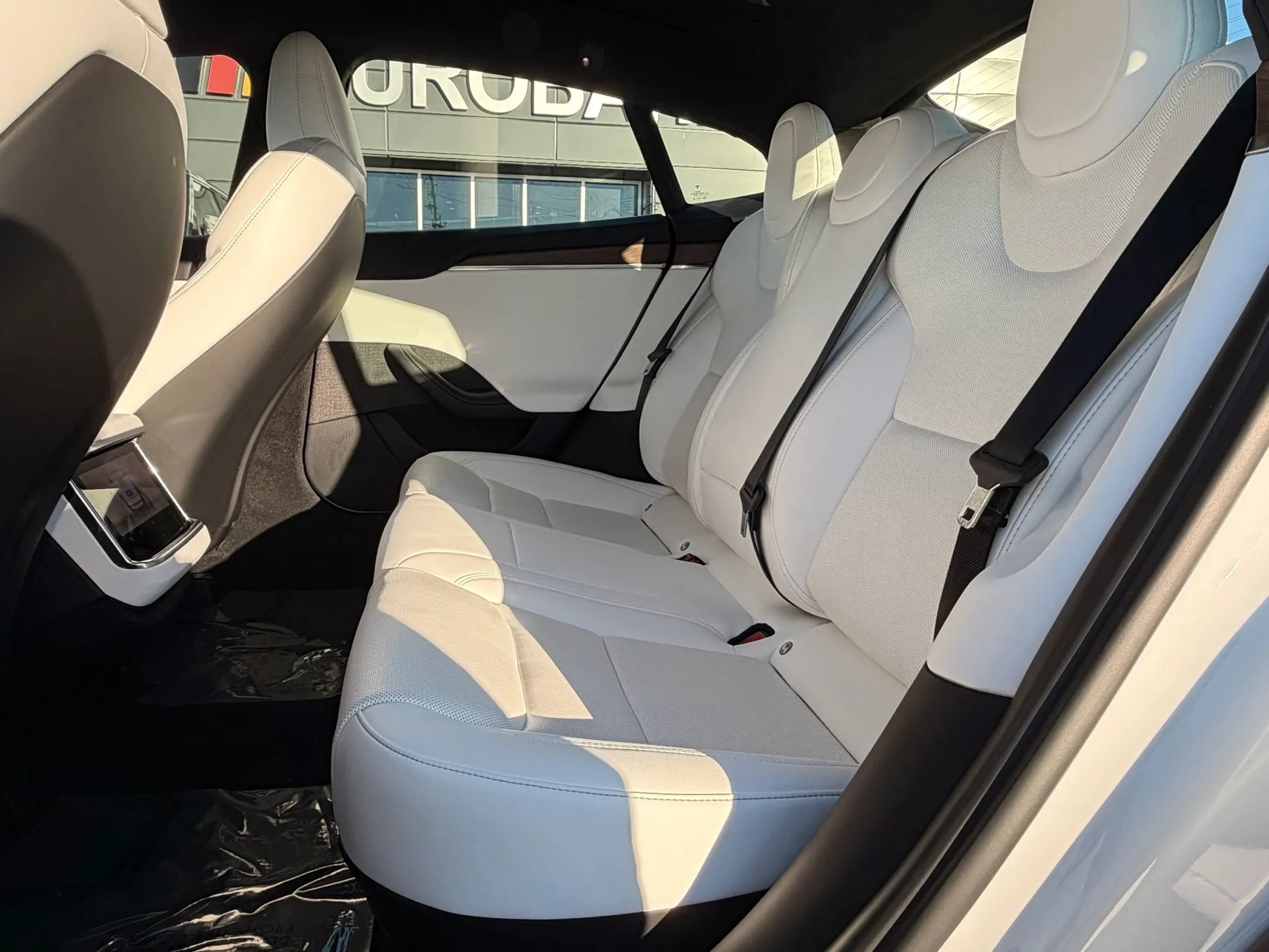 Used 2022 Tesla Model S AWD/4WD image 15