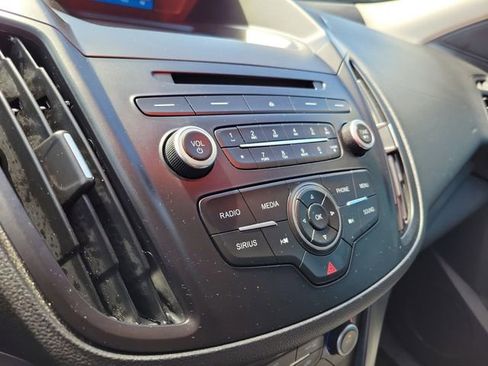 Used 2018 Ford Escape SE image 21