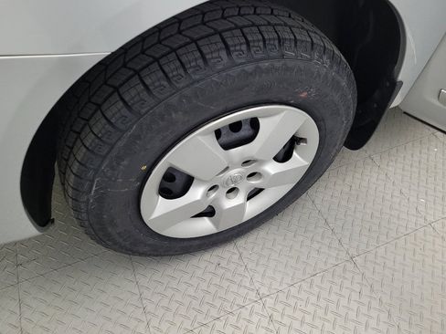 Used 2014 Nissan Rogue S w/ Convenience Package AWD/4WD image 31