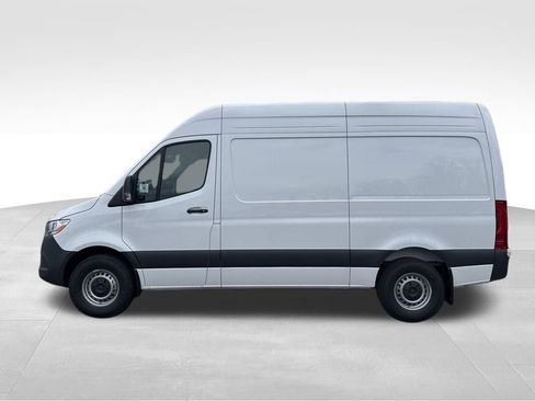 New 2025 Mercedes-Benz Sprinter 2500 image 2