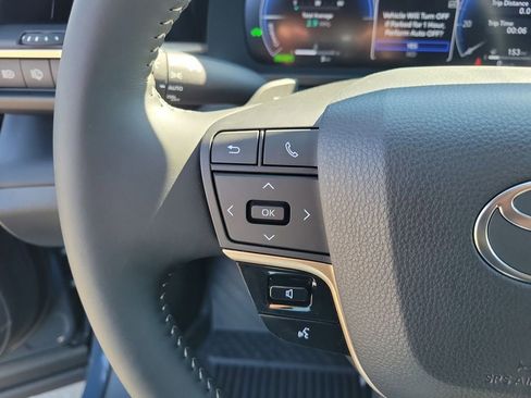 New 2026 Toyota Crown Signia Limited image 27