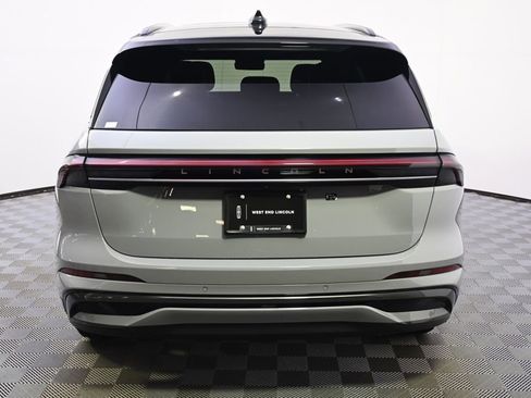 New 2026 Lincoln Nautilus Reserve w/ Jet Appearance Package image 5