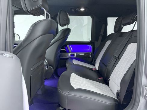 Certified 2025 Mercedes-Benz G 63 AMG 4MATIC image 17