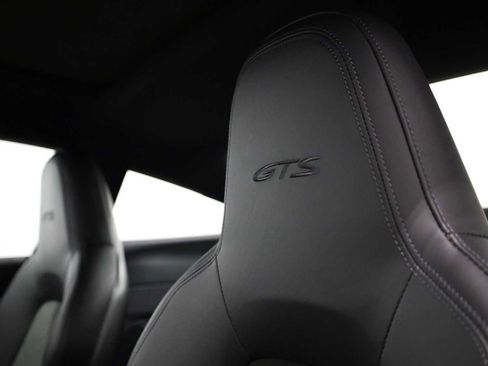 Certified 2022 Porsche 911 Carrera GTS RWD image 18