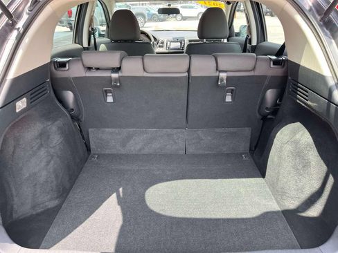 Used 2021 Honda HR-V LX image 17
