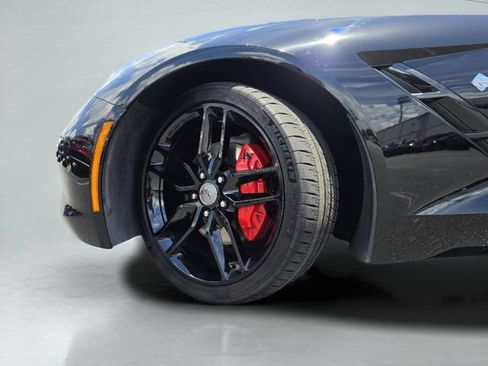 Used 2019 Chevrolet Corvette Stingray Coupe w/ 1LT RWD image 40