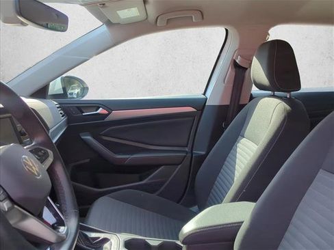 Used 2024 Volkswagen Jetta S image 11