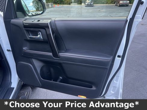 Used 2024 Toyota 4Runner TRD Off-Road image 23