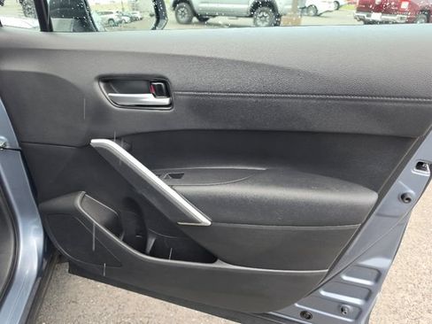 Used 2023 Toyota Corolla Cross XLE w/ Convenience Package AWD/4WD image 10