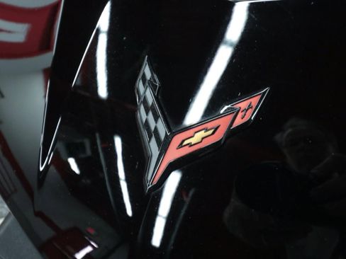 Used 2025 Chevrolet Corvette 3LT image 35