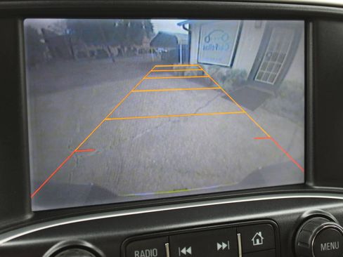 Used 2014 GMC Sierra 1500 SLT w/ Driver Alert Package image 18