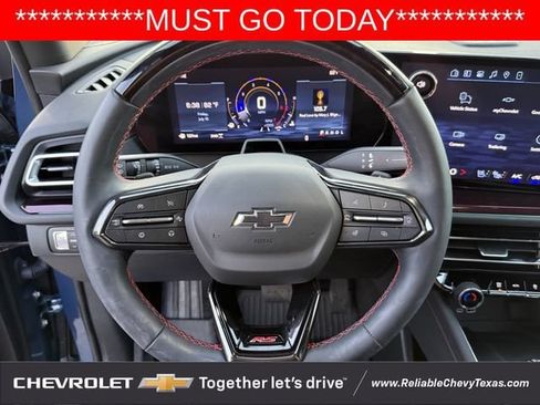 Used 2026 Chevrolet Traverse RS w/ LPO, Floor Liner Package AWD/4WD image 13