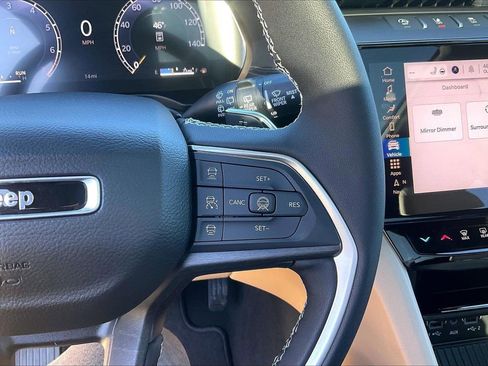 New 2026 Jeep Grand Cherokee Limited w/ Luxury Tech Group II image 29