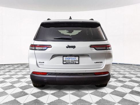 New 2025 Jeep Grand Cherokee L Limited w/ Black Appearance Package image 10