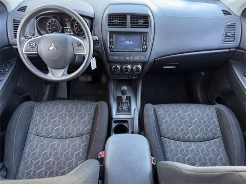 Used 2023 Mitsubishi Outlander Sport ES image 10