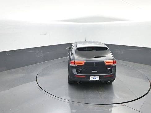 Used 2014 Lincoln MKX FWD w/ Equipment Group 101A image 29