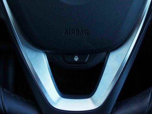 Certified 2024 BMW 330i xDrive Sedan w/ Premium Package image 23