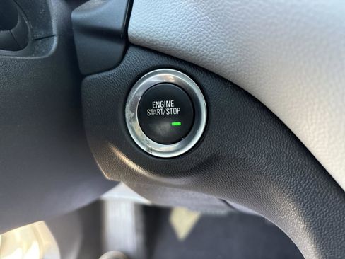 Used 2020 Chevrolet Equinox LS w/ LS Convenience Package FWD image 26