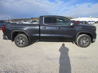 New 2026 GMC Sierra 1500 SLE