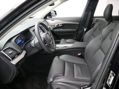 Certified 2024 Volvo XC90 T8 Ultimate w/ Lounge Package AWD/4WD image 20