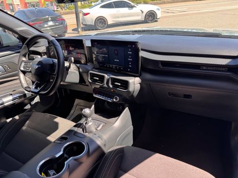 Used 2024 Ford Mustang GT RWD image 20