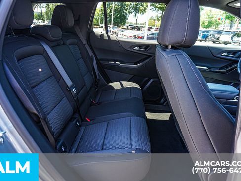 Used 2026 Chevrolet Equinox LT FWD image 24
