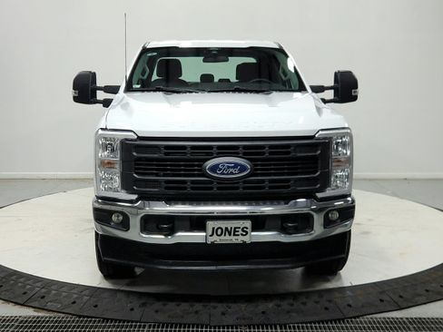 Used 2024 Ford F250 XL w/ FX4 Off-Road Package AWD/4WD image 3