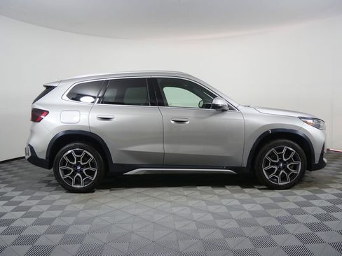 Certified 2023 BMW X1 xDrive28i w/ Premium Package AWD/4WD image 2