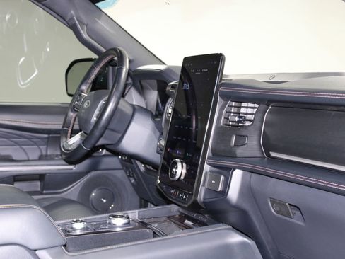Used 2023 Ford Expedition Max Platinum AWD/4WD image 34
