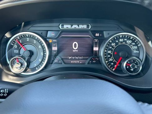 Used 2022 RAM 1500 Big Horn AWD/4WD image 21